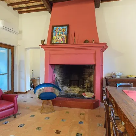 Nyaraló 6 Bedroom Beautiful In